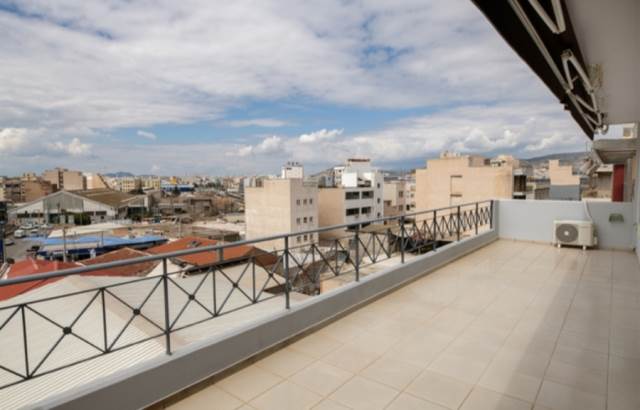 (For Sale) Commercial Building || Piraias/Piraeus - 1.000 Sq.m, 1.500.000€ 