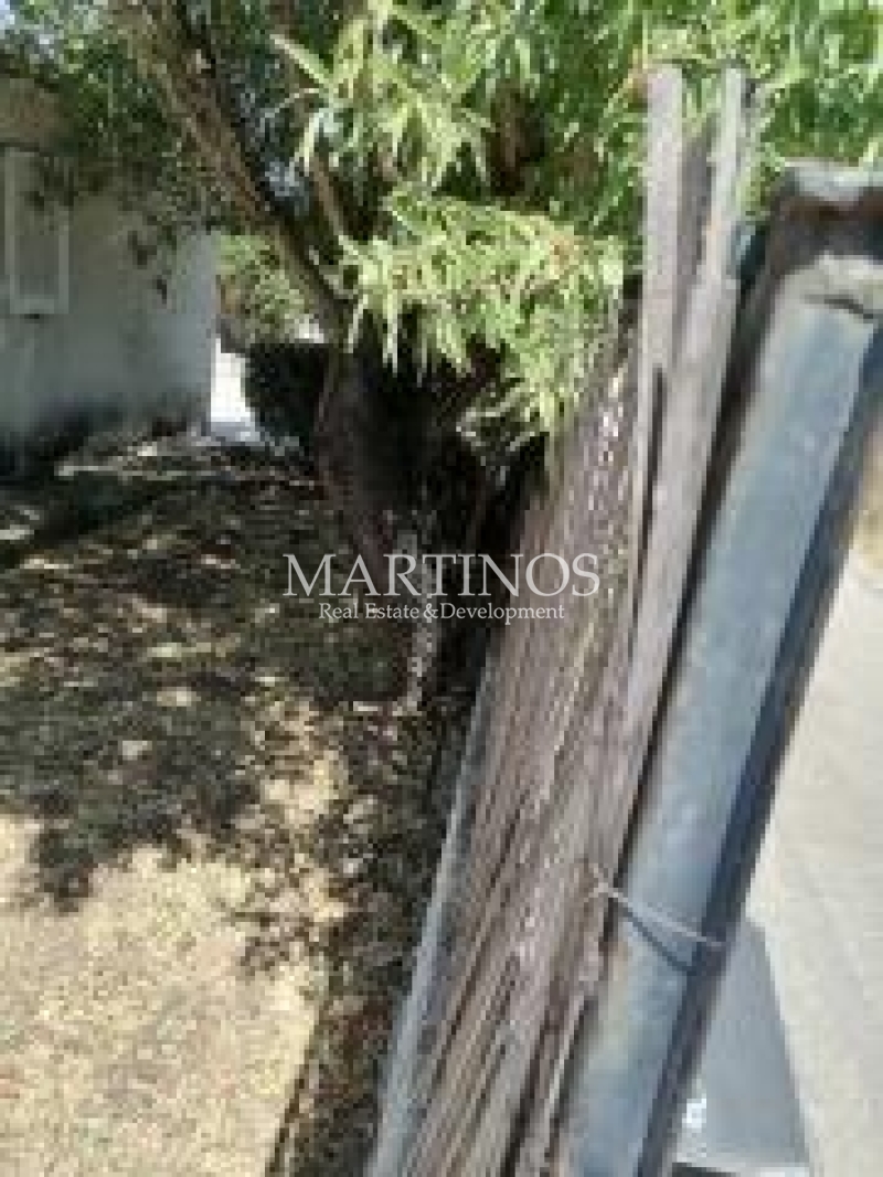 property-img