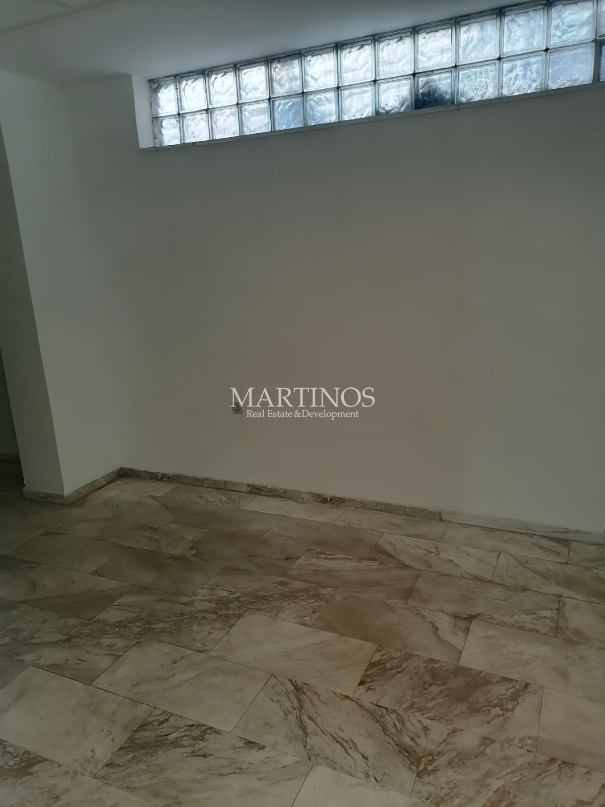 property-img