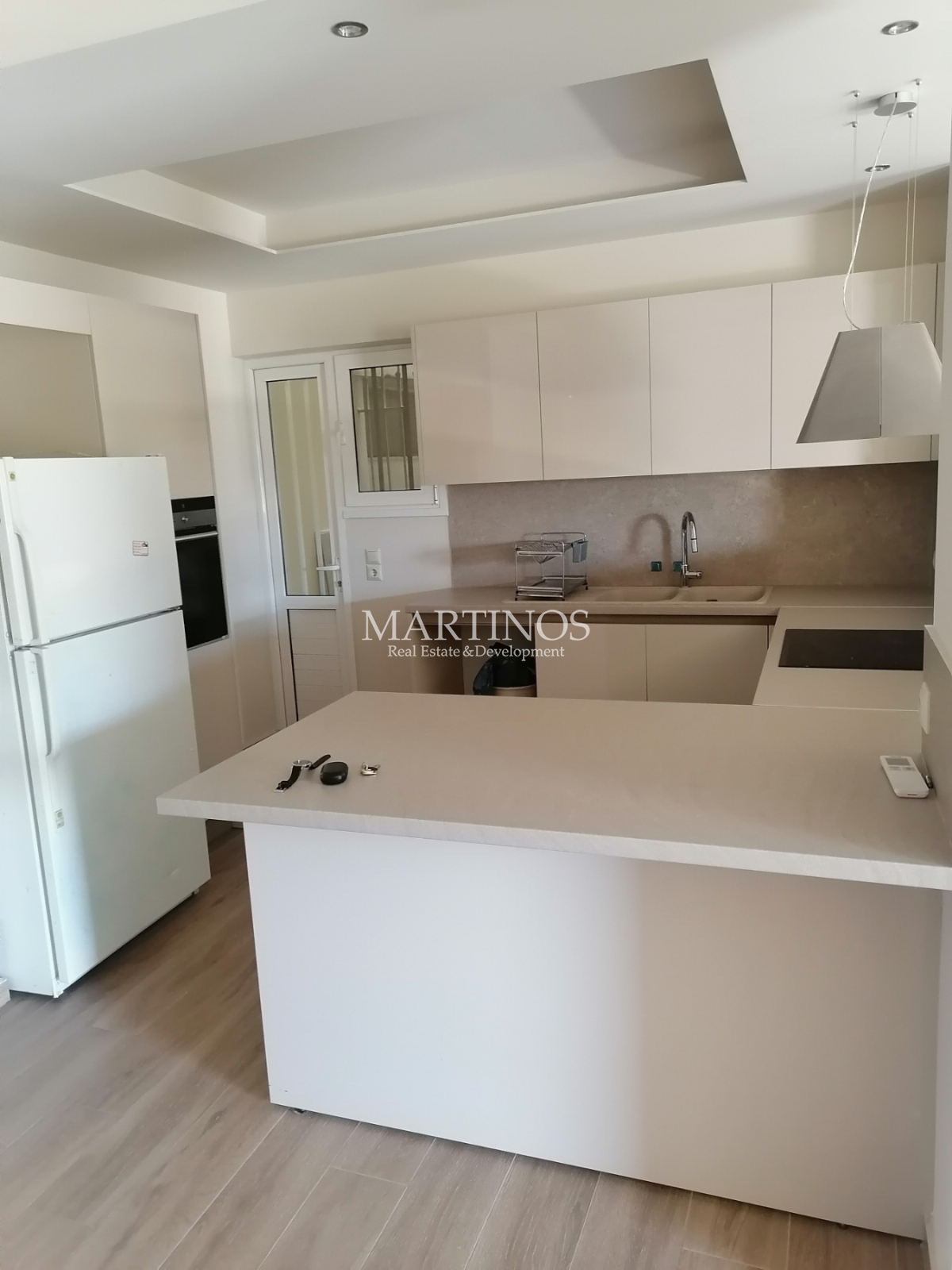 property-img
