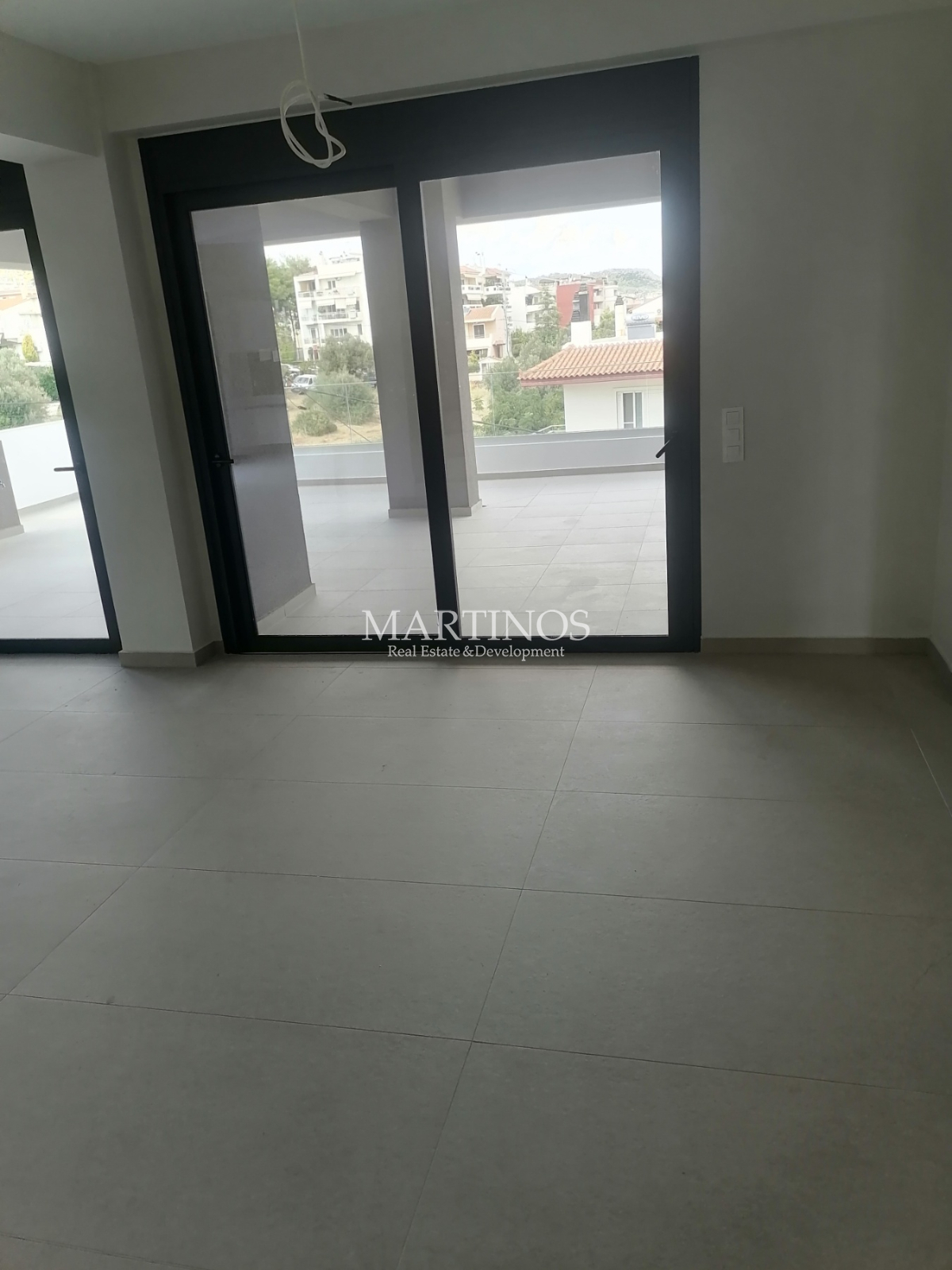 property-img